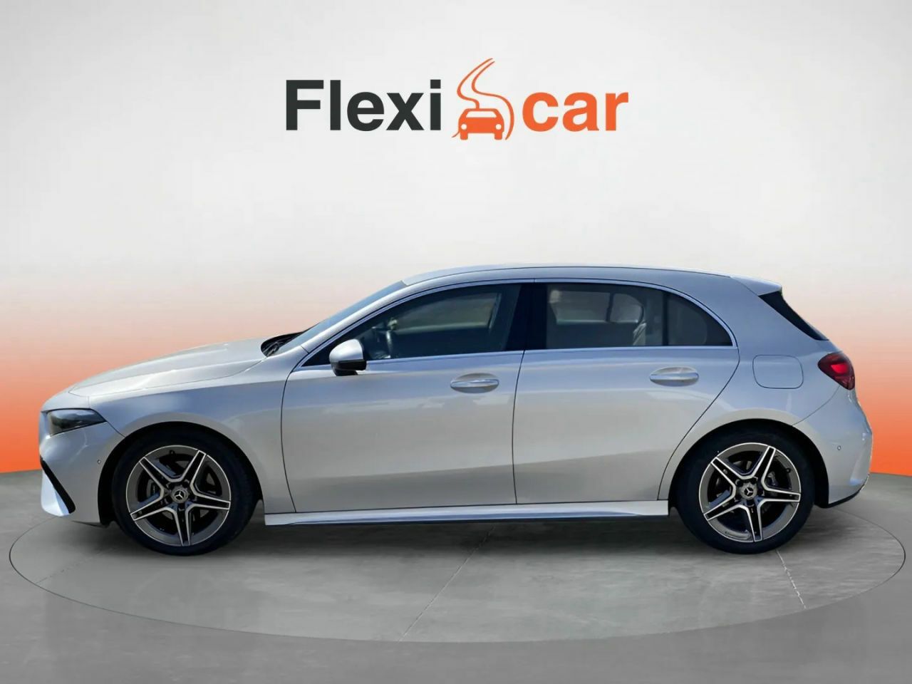 mercedes clase a 2023 / foto grande (3)