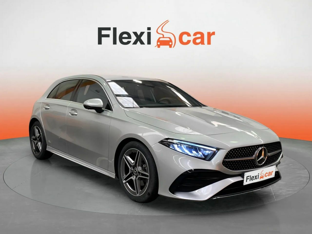 Clase c cuero  de segunda mano - mercedes clase a 2023 /