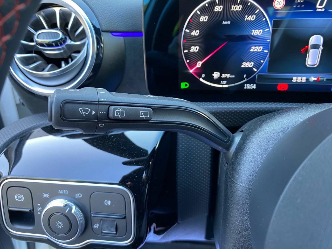 mercedes clase a 2023 / foto grande (2)