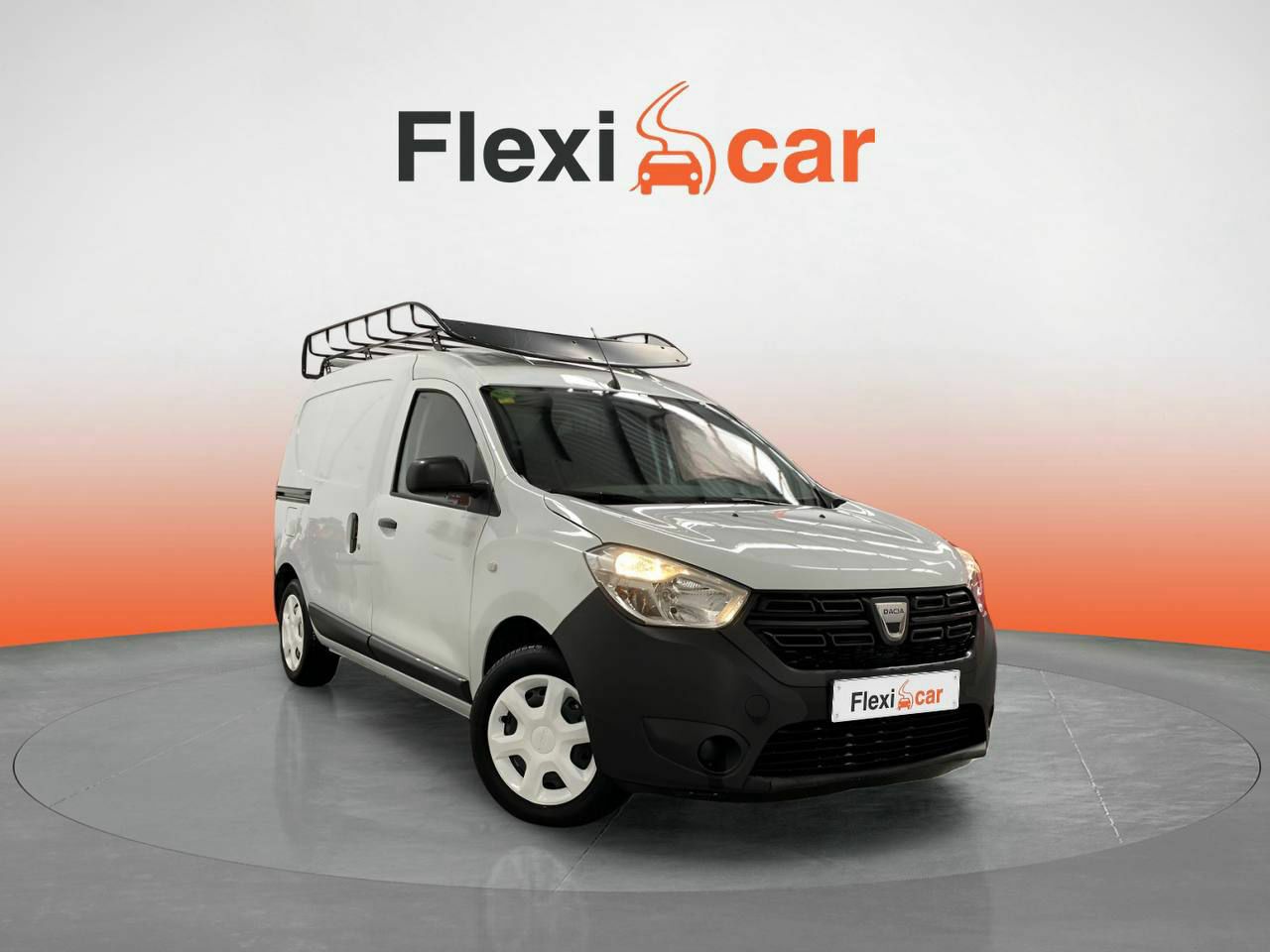 Dokker 16 manual blanco  de segunda mano - dacia dokker 2021 /