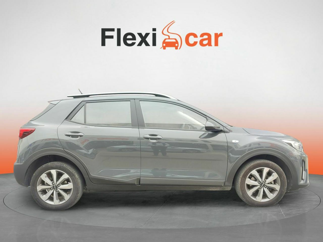 kia stonic 2021 / foto grande (2)