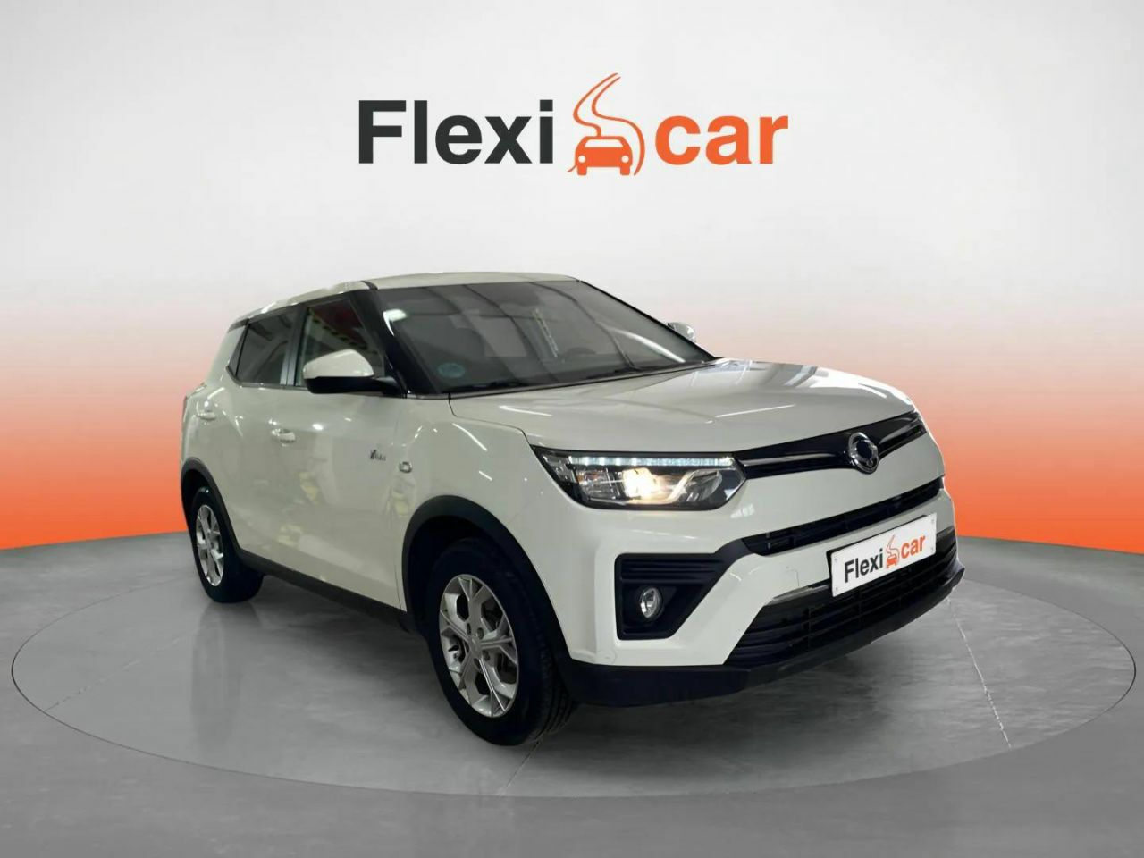 ssangyong tivoli 2023 /