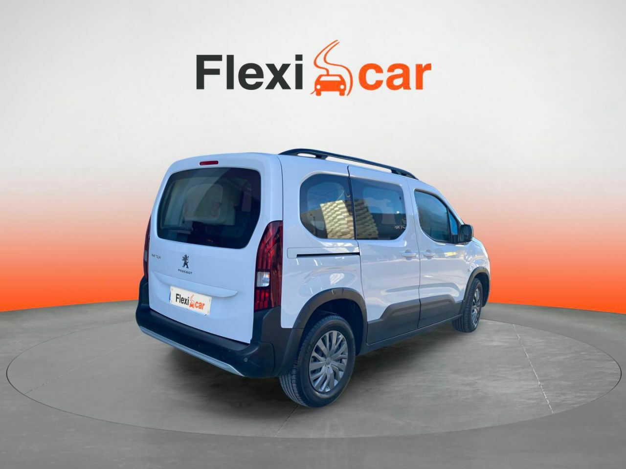 peugeot rifter 2023 / foto grande (3)