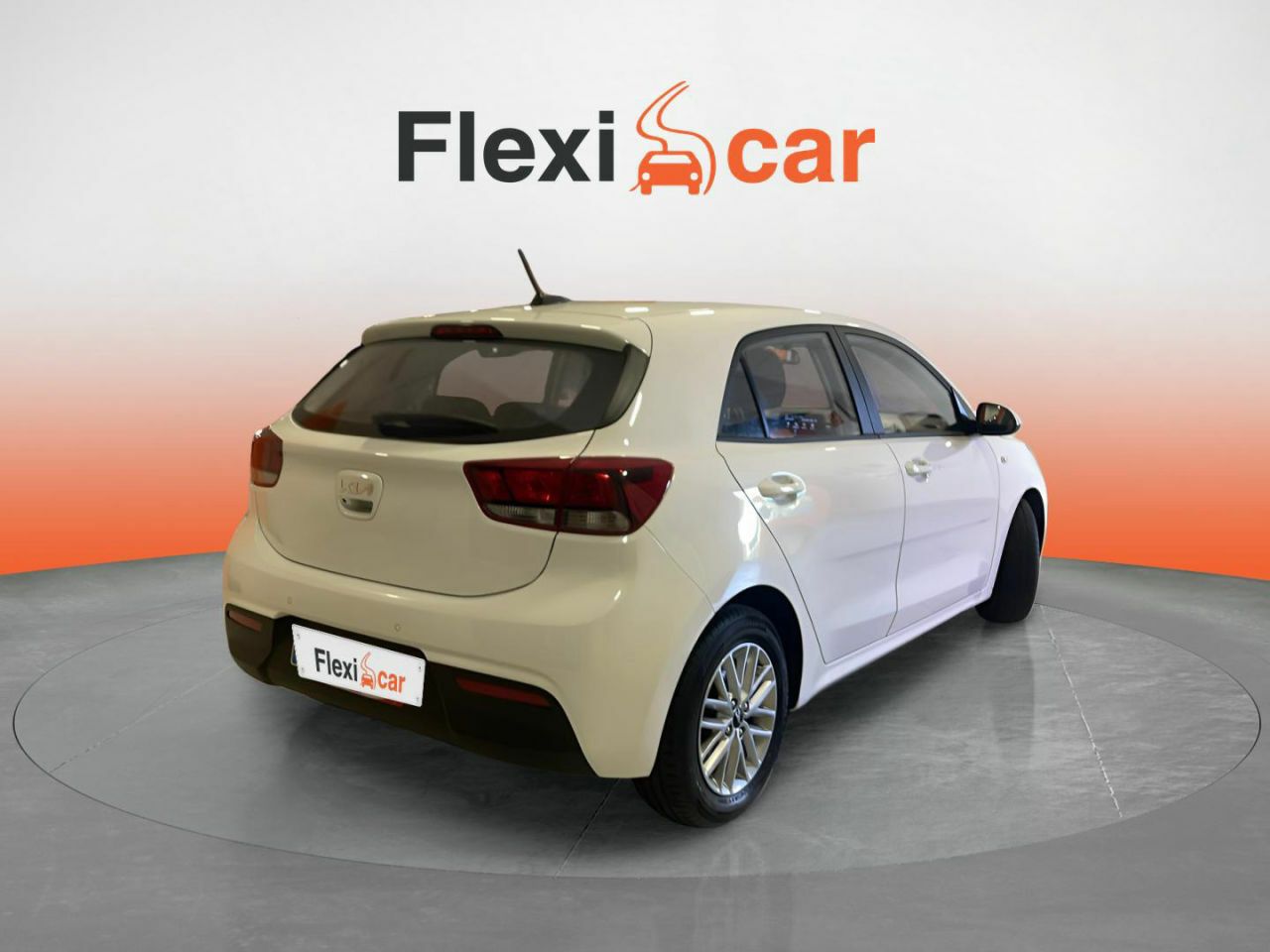 kia rio 2022 / foto grande (3)