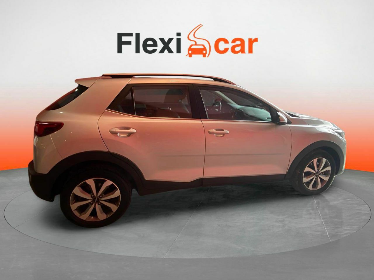 kia stonic 2022 / foto grande (2)