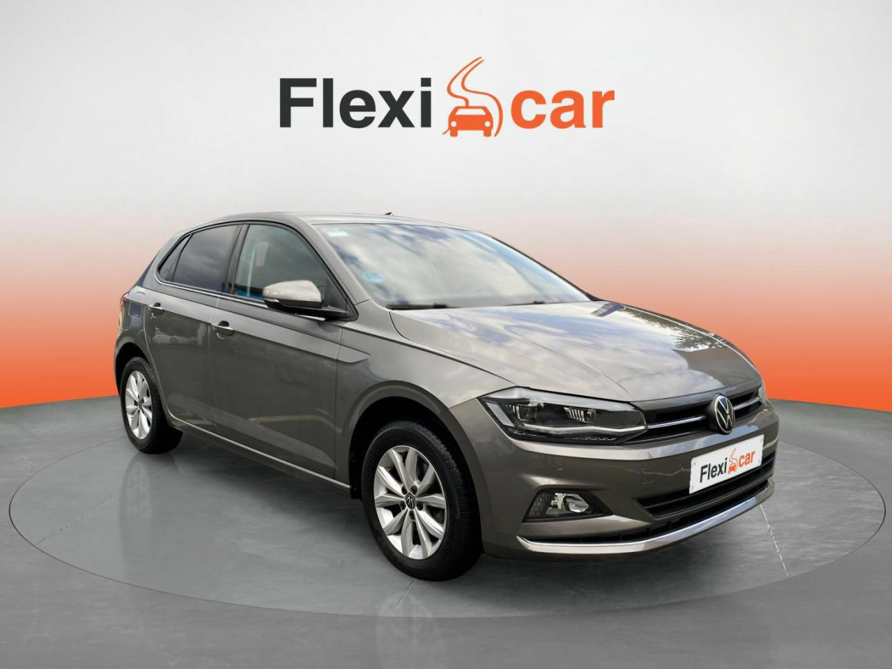 Volkswagen troc gasolina  de segunda mano - volkswagen polo 2021 /