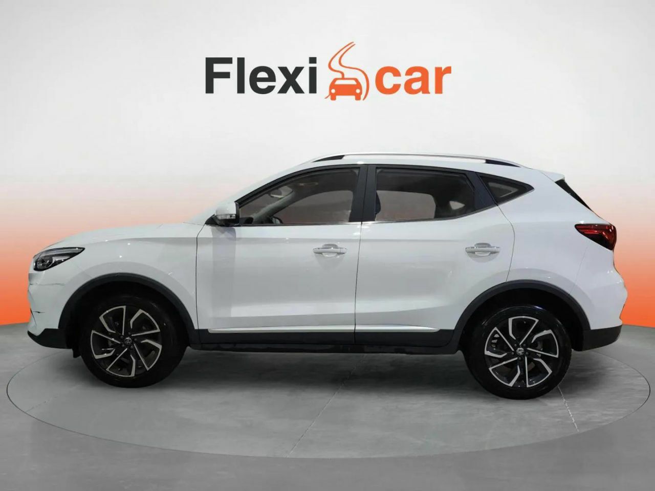 mg zs 2024 / foto grande (3)