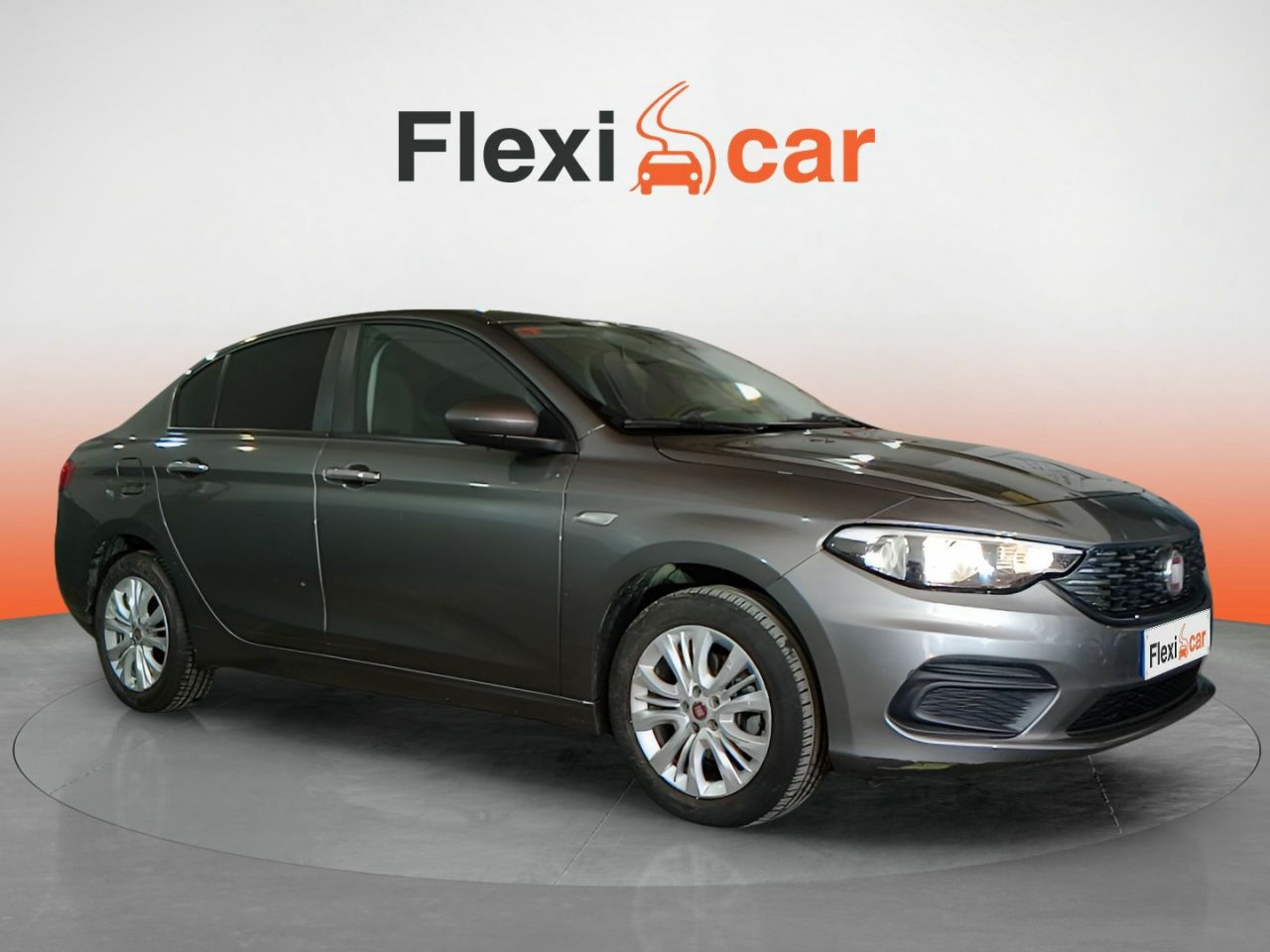 Fiat 500 4 plazas ciudad  de segunda mano - fiat tipo 2018 /