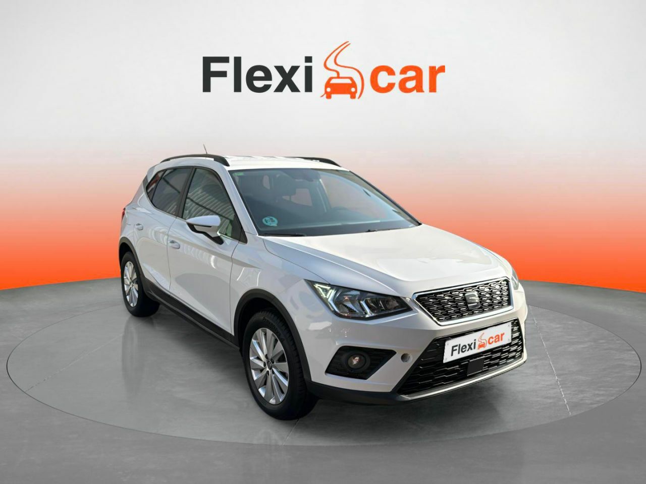 Gran nave  de segunda mano - seat arona 2017 /