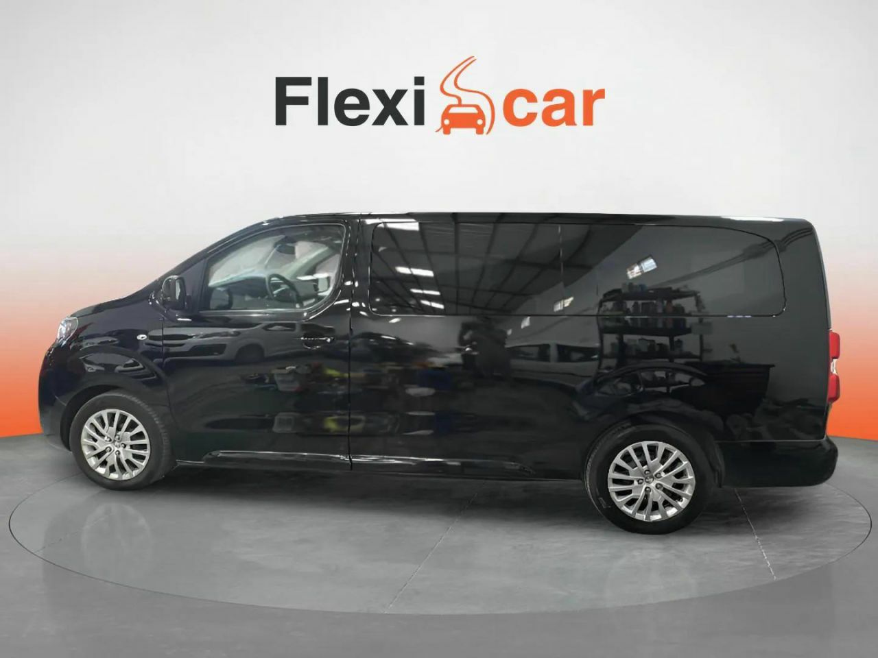 peugeot traveller 2021 / foto grande (3)