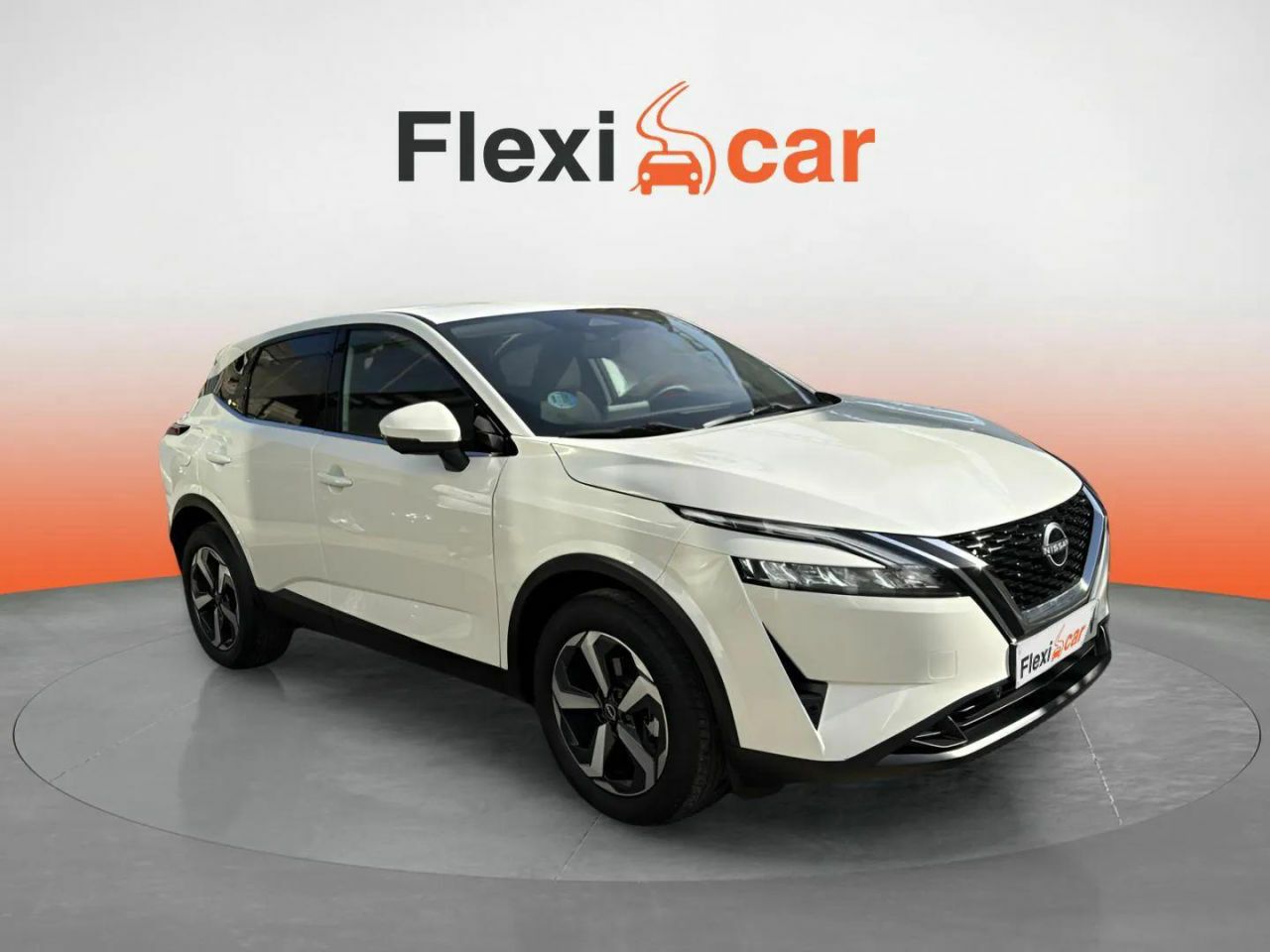 Qashqai gris 5 puertas  de segunda mano - nissan qashqai 2024 /