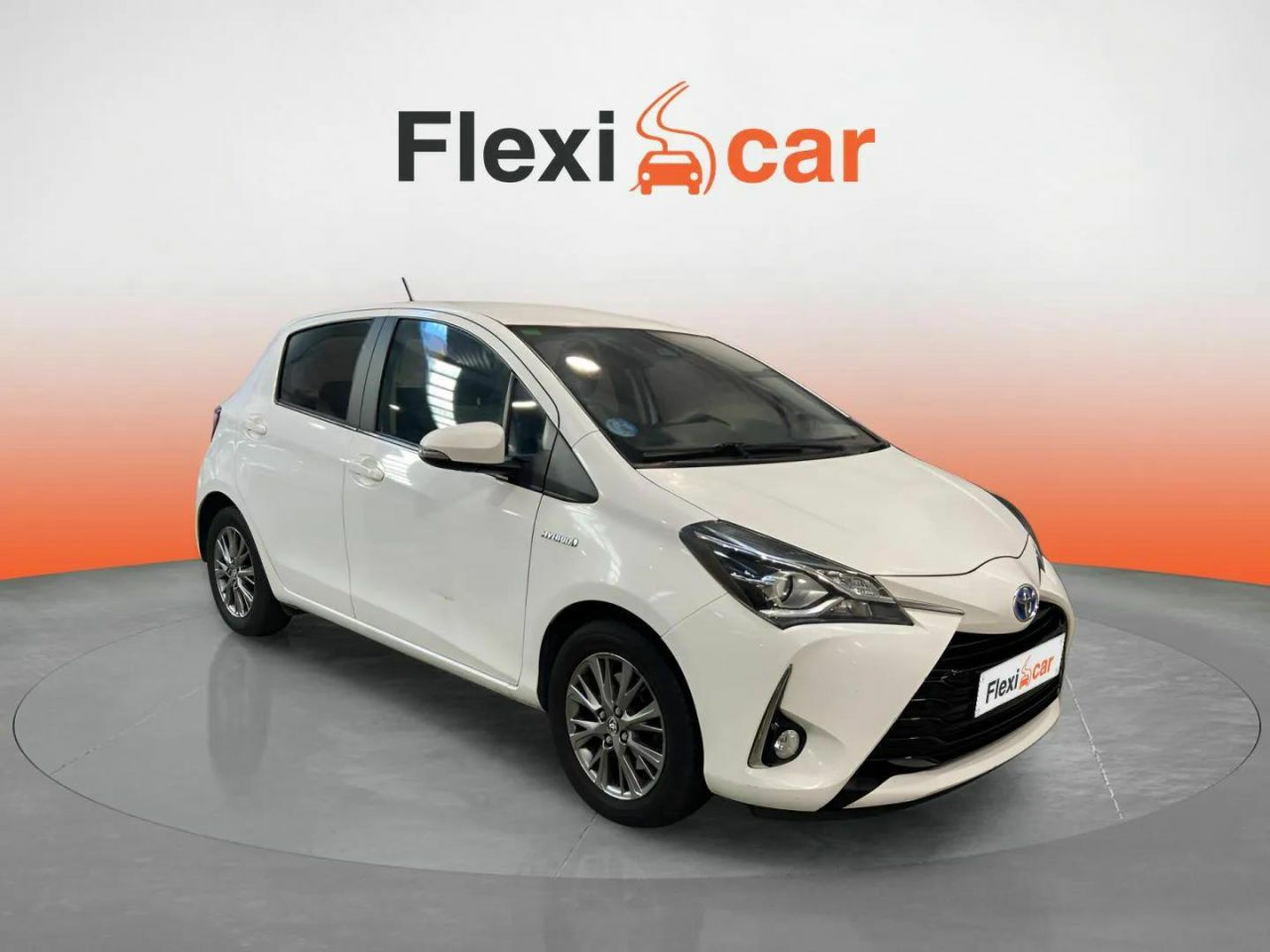 Toyota yaris 2019 con 1 ano de garantia  de segunda mano - toyota yaris 2019 /