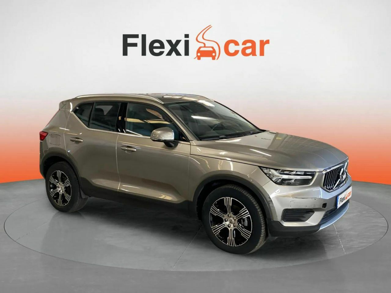 volvo xc40 2020 /