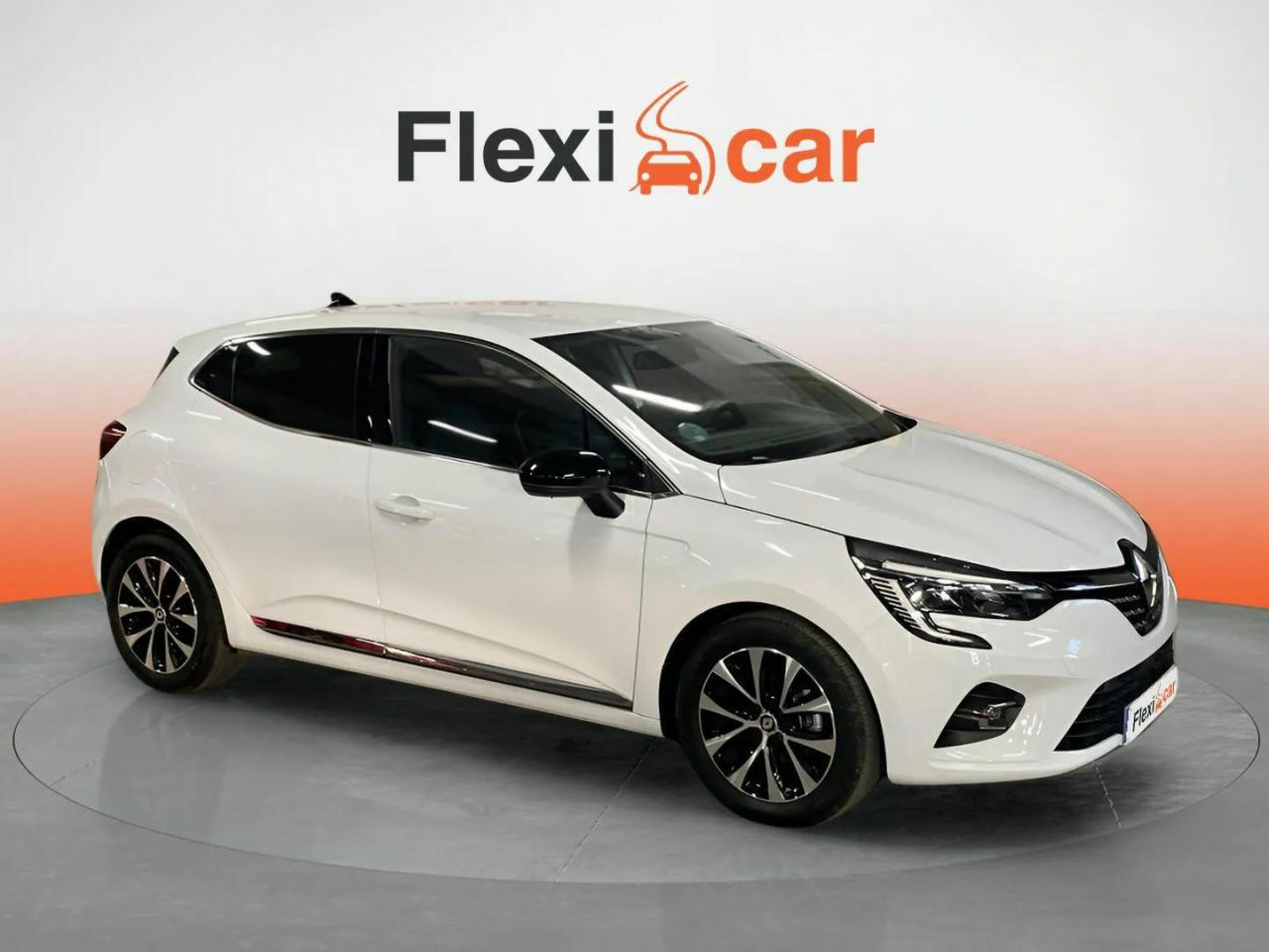 renault clio 2023 /