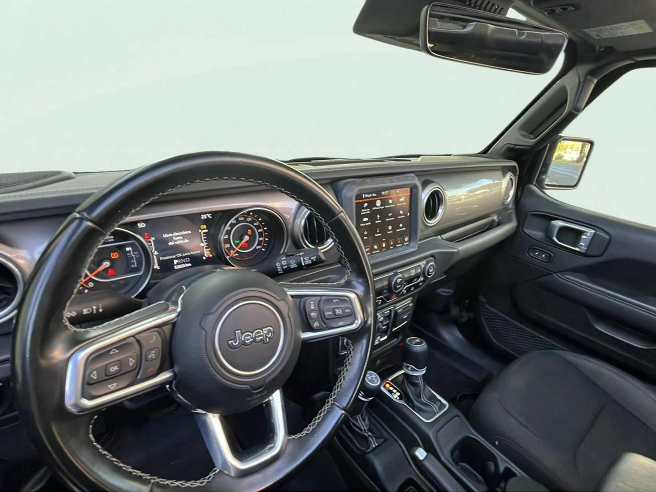 Foto jeep wrangler 2021 /