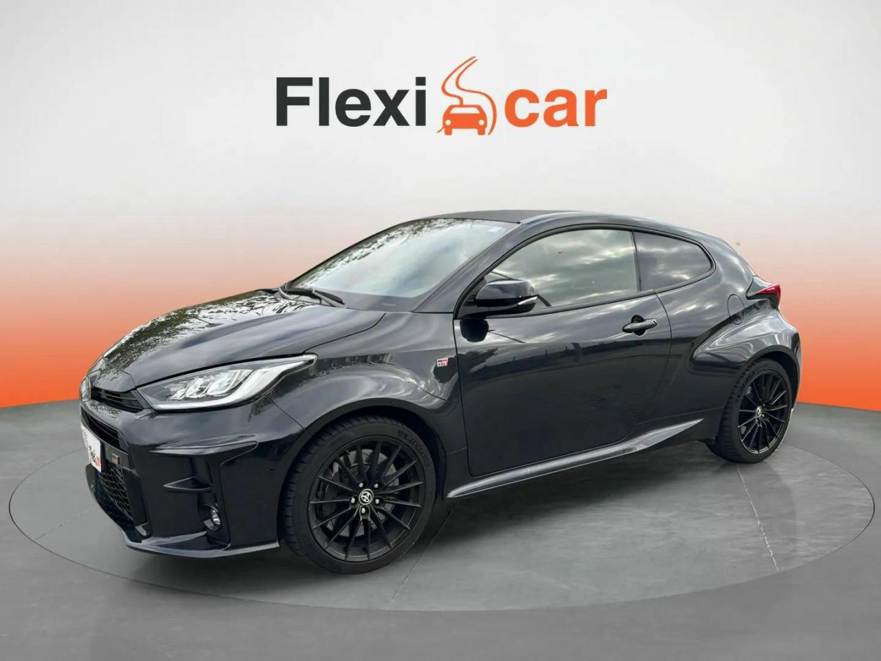 toyota yaris 2021 / foto grande (2)