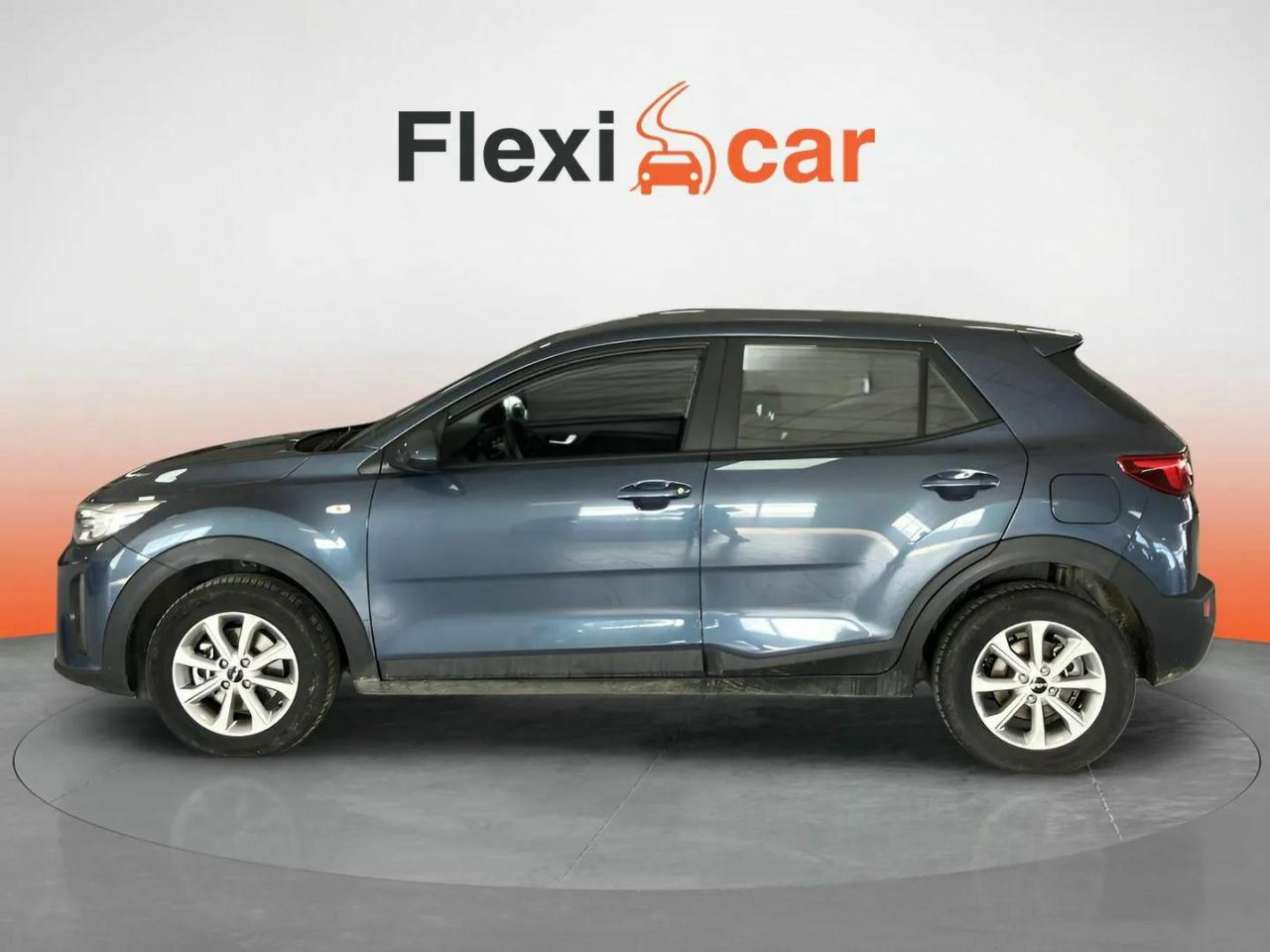 kia stonic 2023 / foto grande (3)