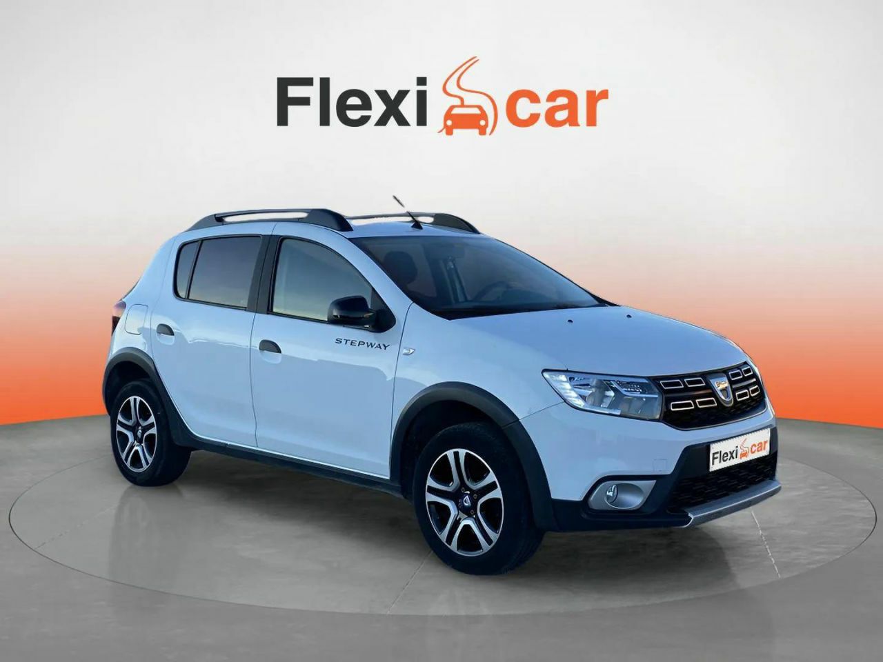 Dacia spring 5 puertas  de segunda mano - dacia sandero 2021 /