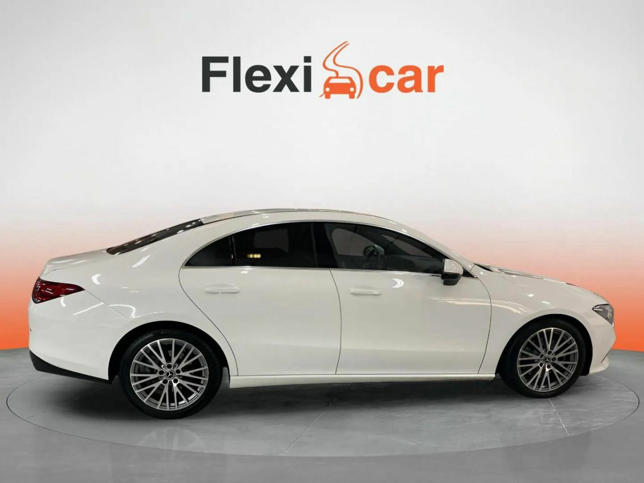 mercedes cla 2021 / foto grande (3)