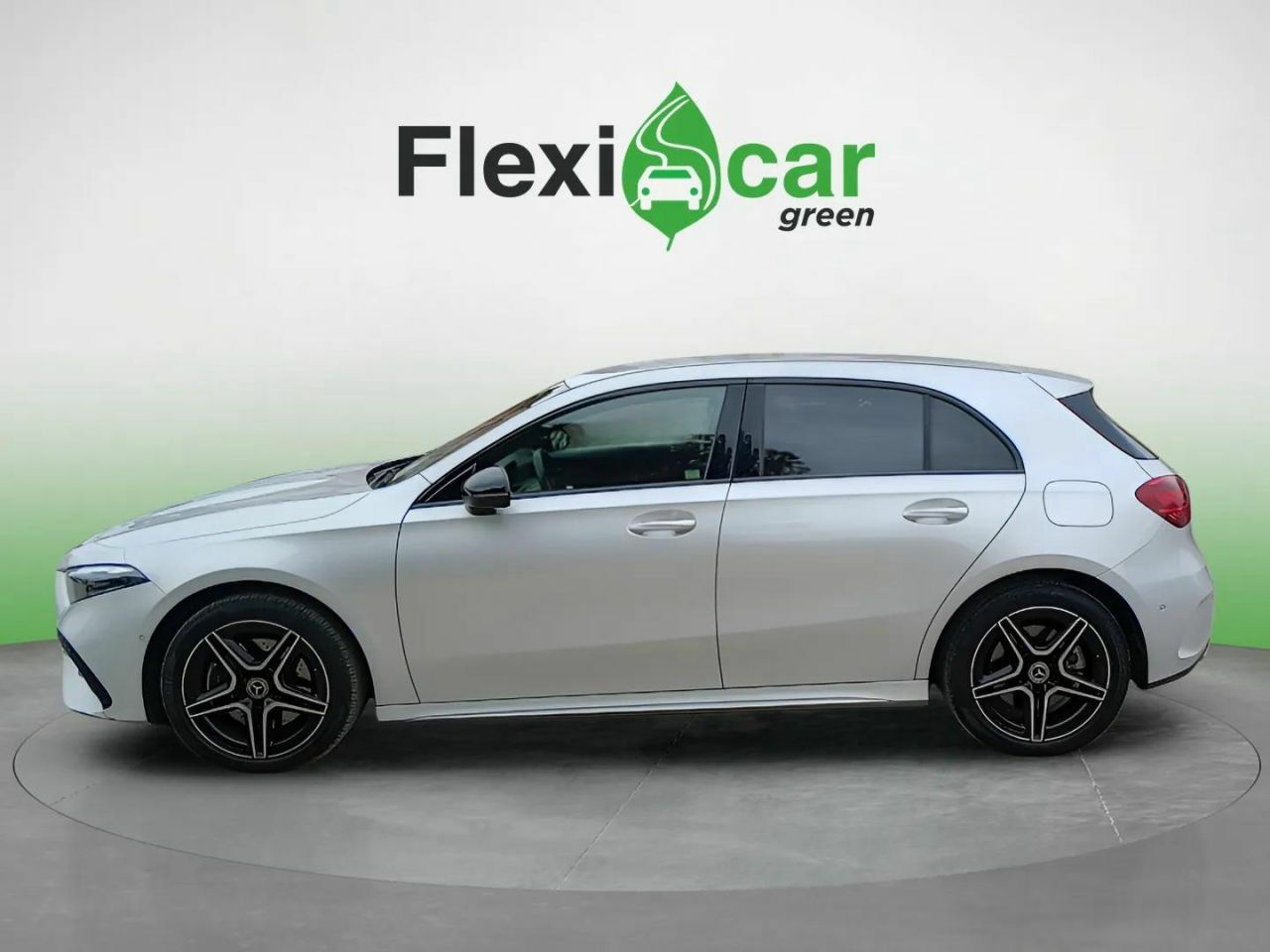 mercedes clase a 2023 / foto grande (3)