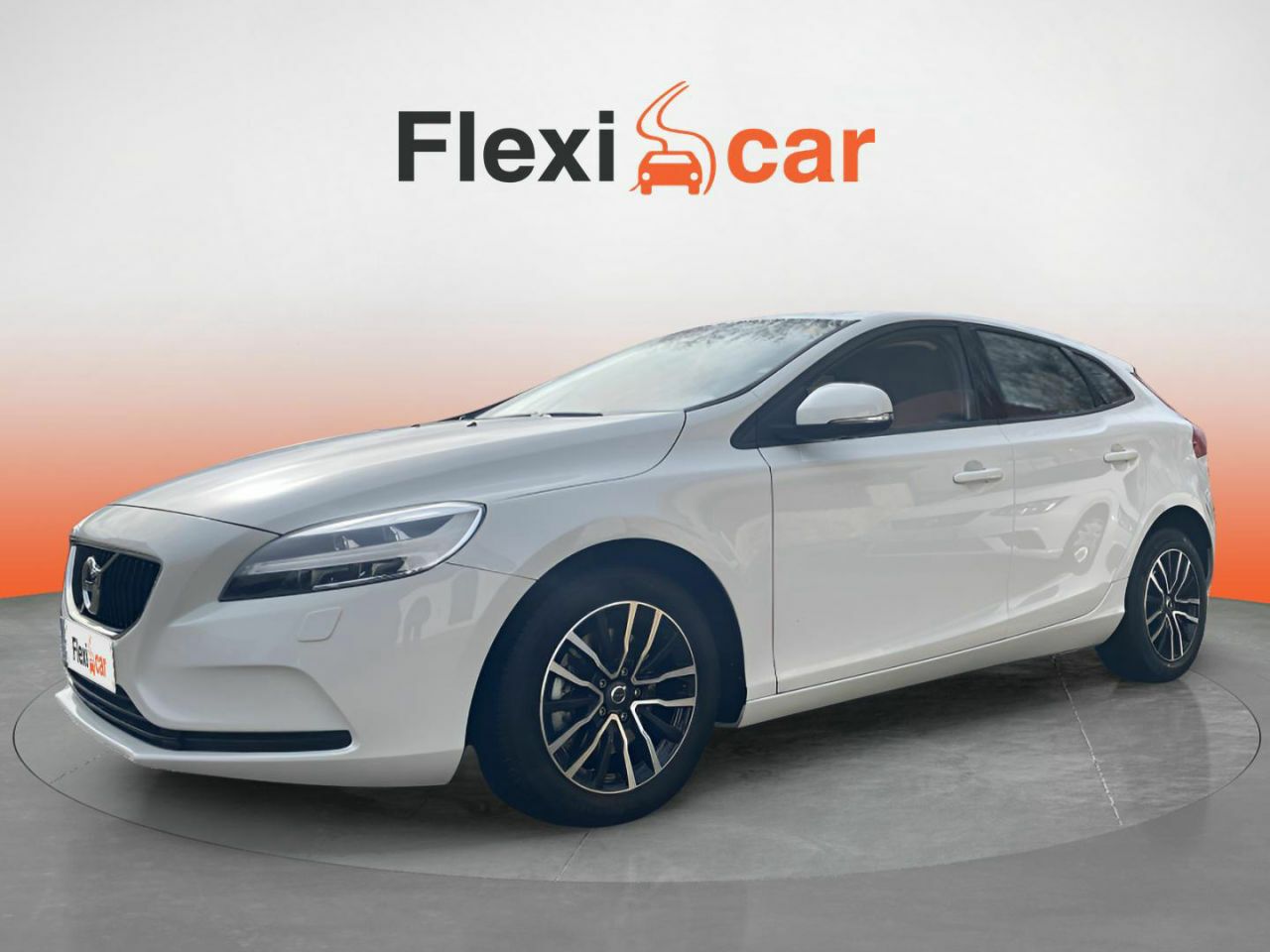 volvo v40 2019 / foto grande (3)
