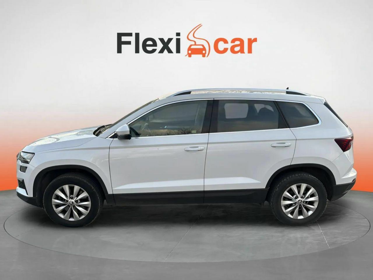 skoda karoq 2023 / foto grande (2)