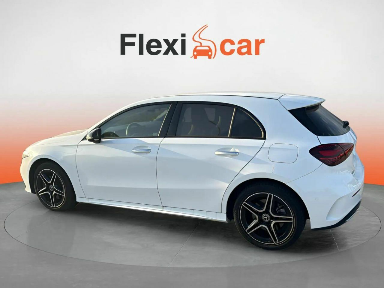 mercedes clase a 2023 / foto grande (3)