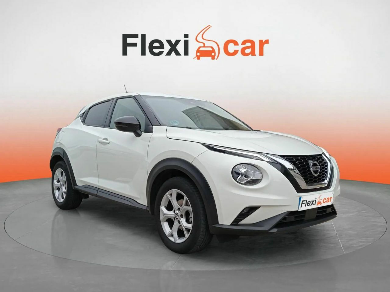Nissan qashqai blanco 5 puertas  de segunda mano - nissan juke 2020 /