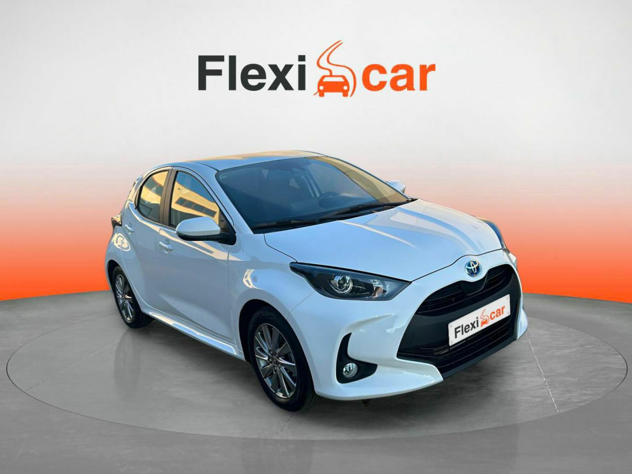 Toyota yaris 2024 alcala de henares  de segunda mano - toyota yaris 2023 /