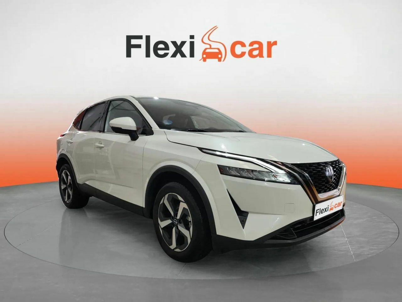 Qashqai gris 5 puertas  de segunda mano - nissan qashqai 2024 /