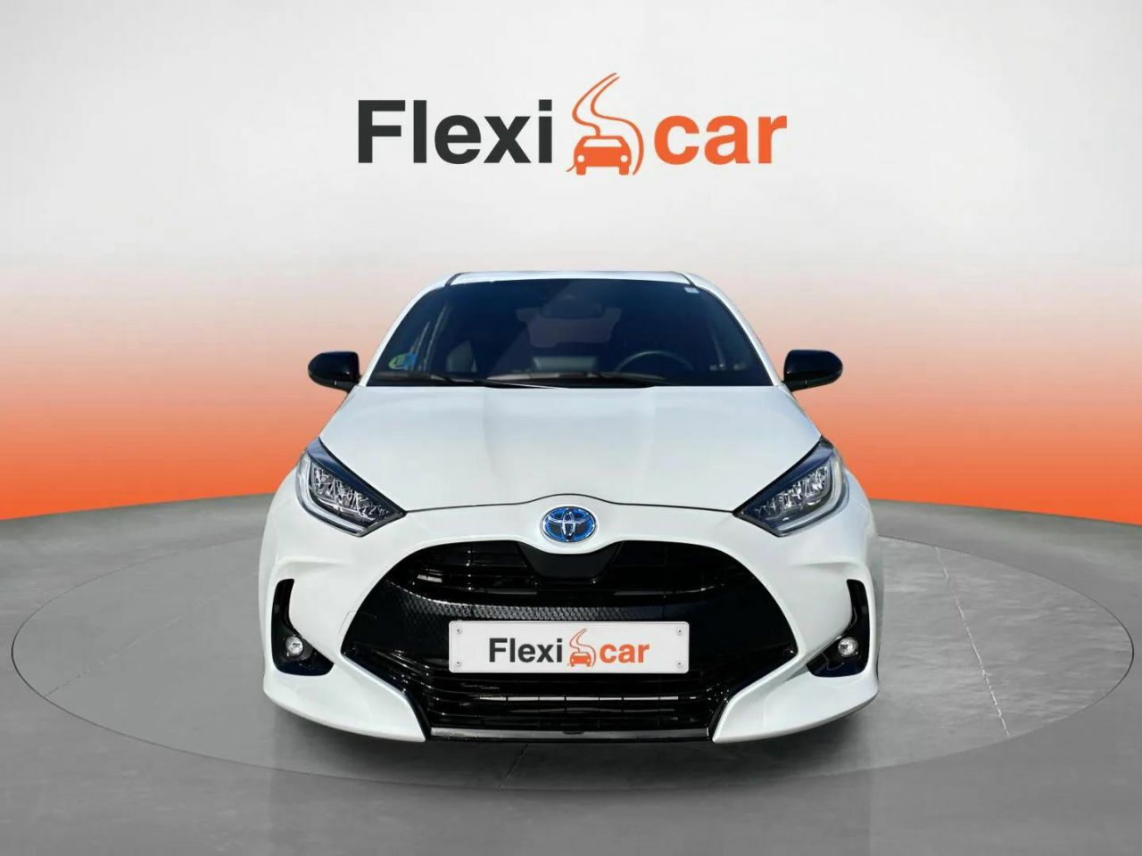 toyota yaris 2023 / foto grande (2)