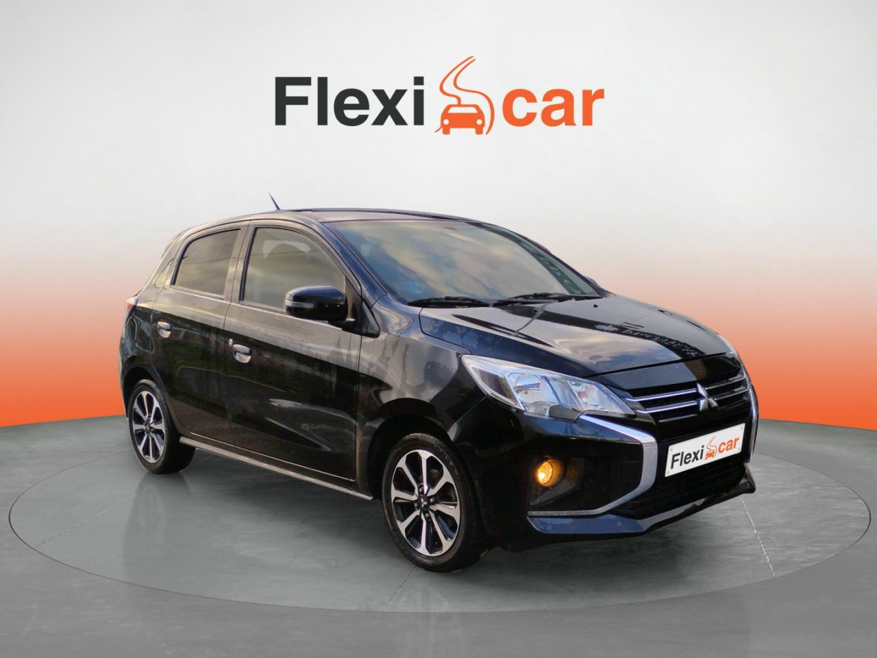 Foto mitsubishi space star 2023 /