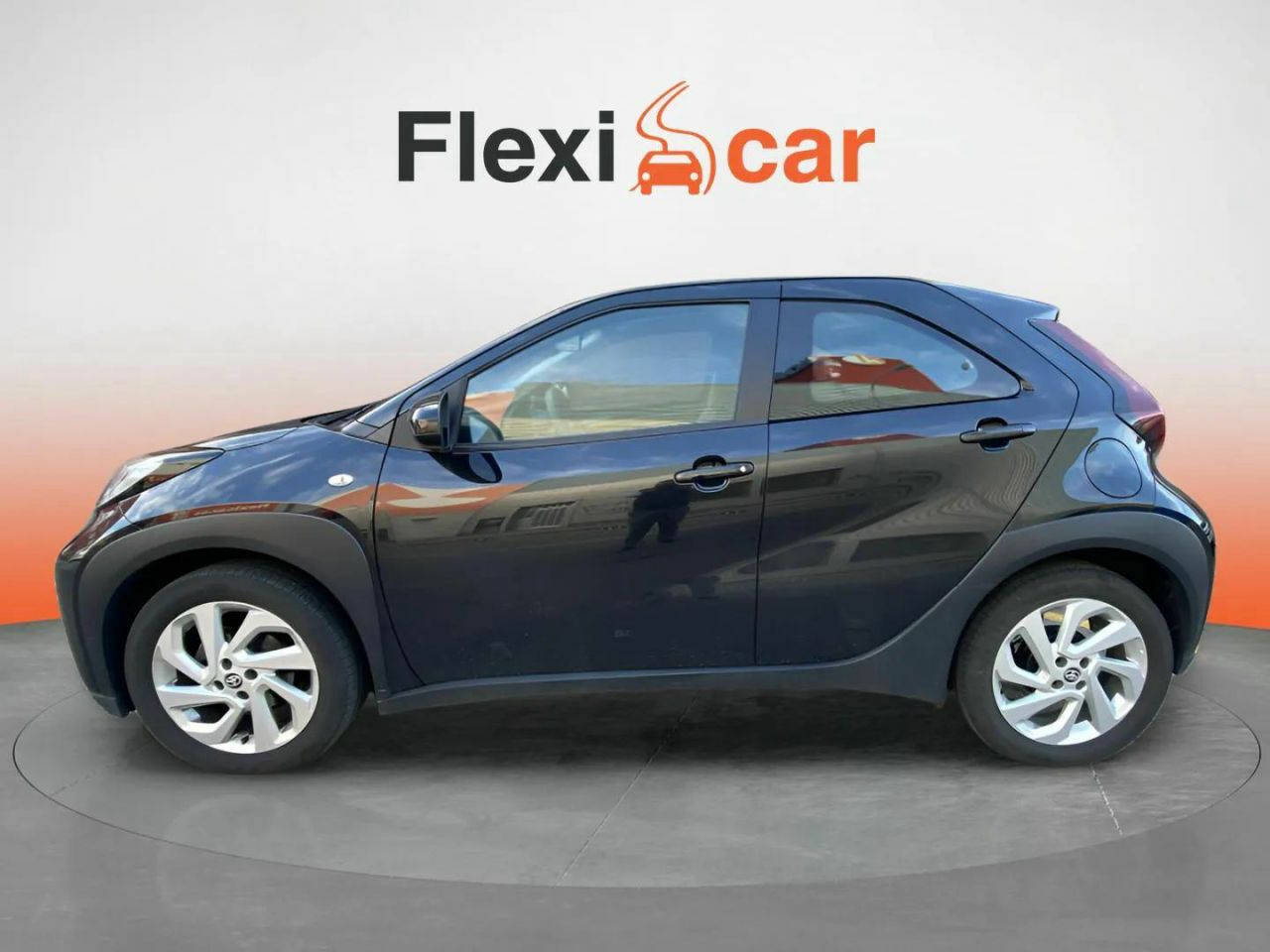 toyota aygo 2024 / foto grande (3)