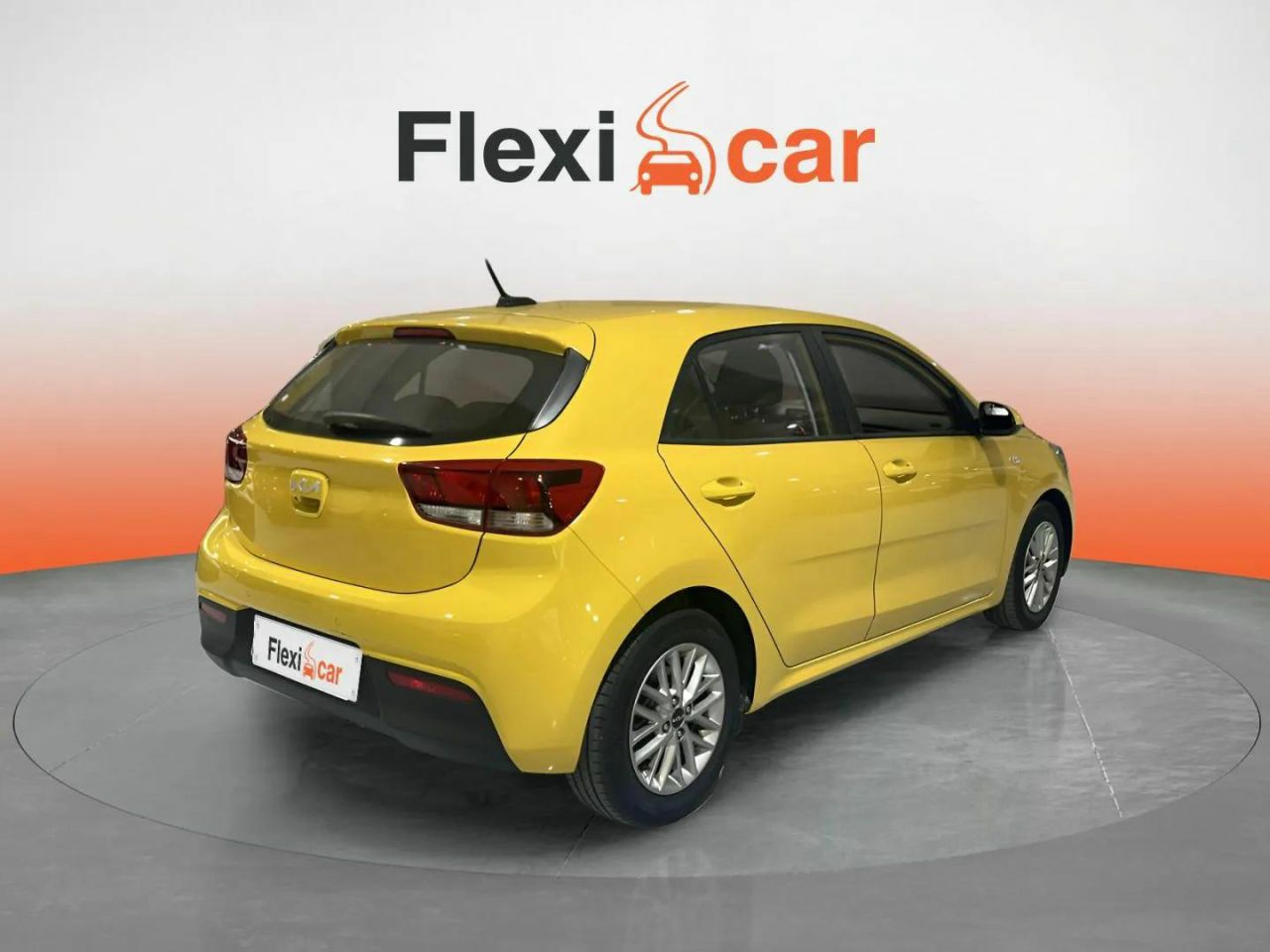 kia rio 2022 / foto grande (3)