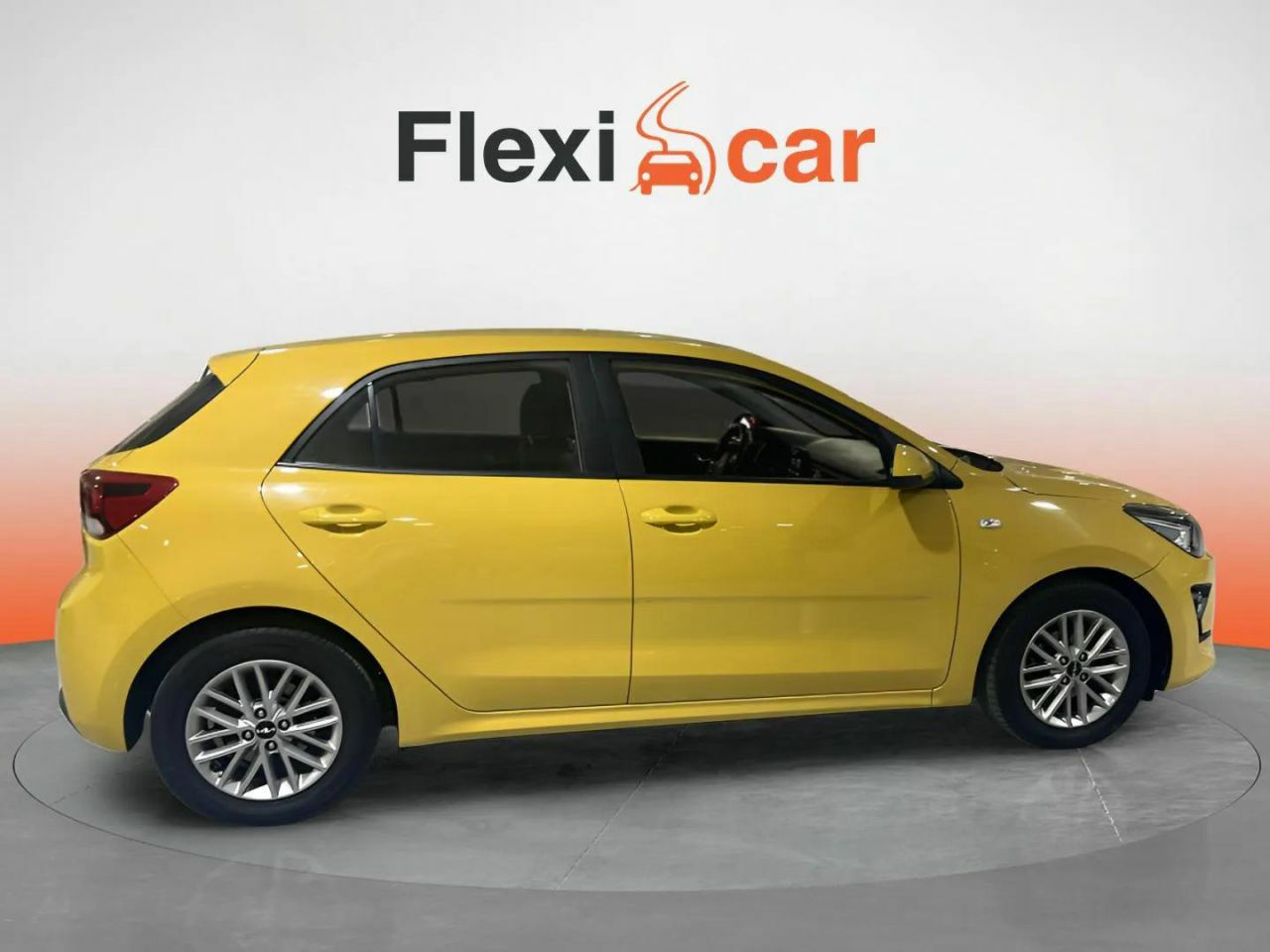 kia rio 2022 / foto grande (2)