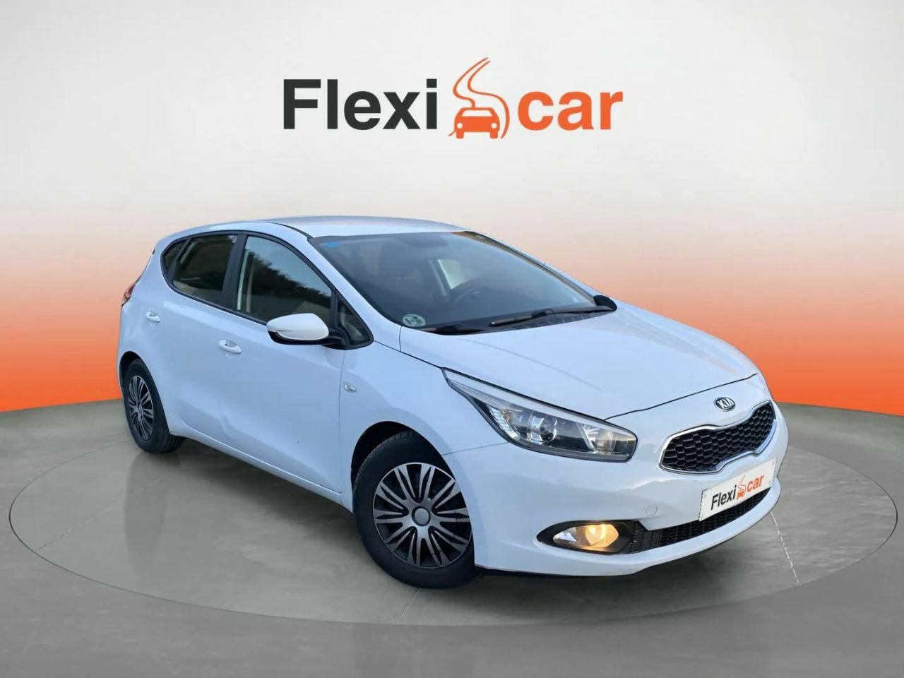 Kia xceed diesel  de segunda mano - kia ceed 2015 /