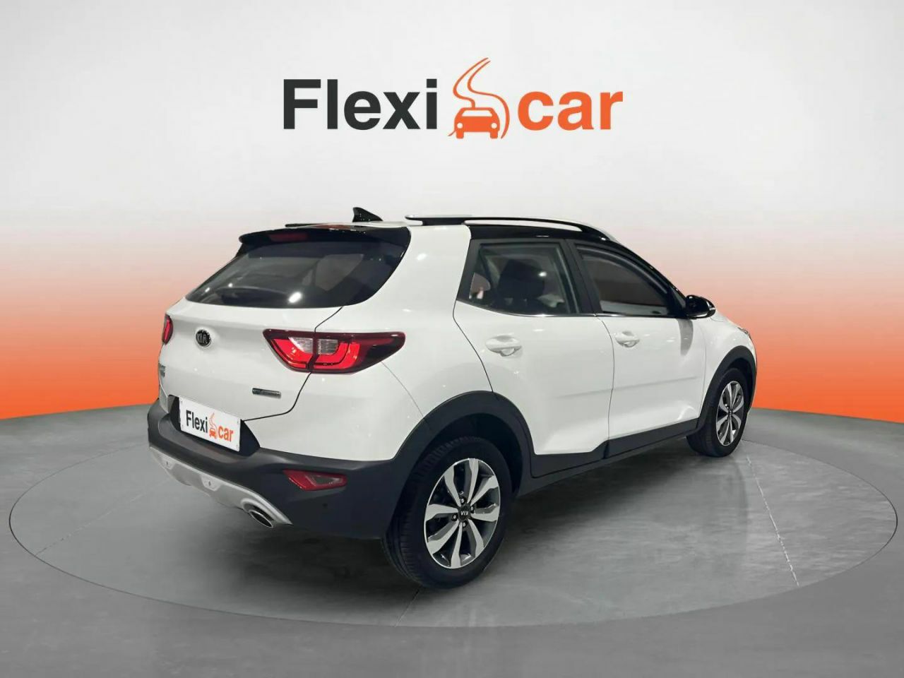 kia stonic 2021 / foto grande (3)