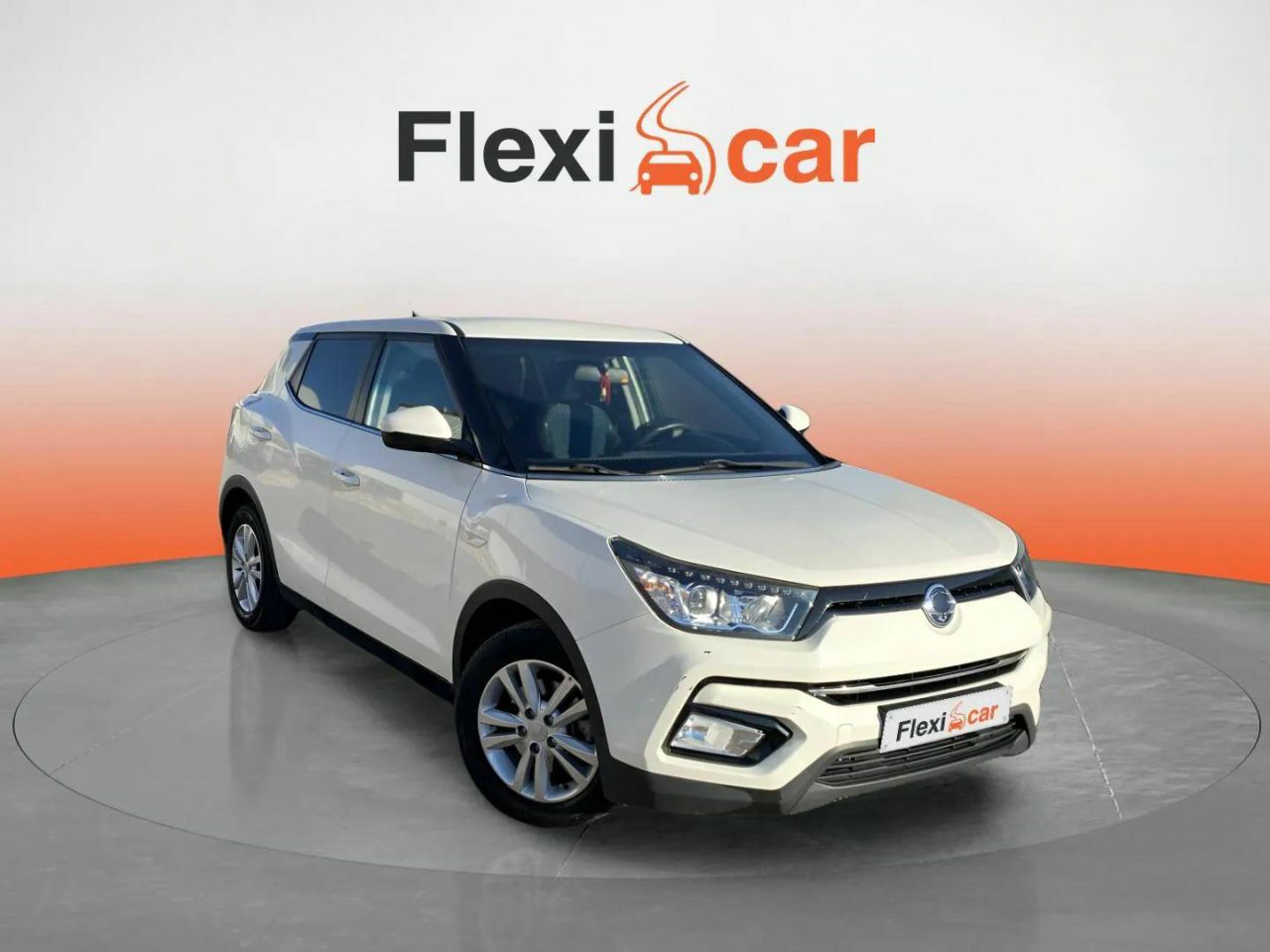 Foto ssangyong tivoli 2018 /