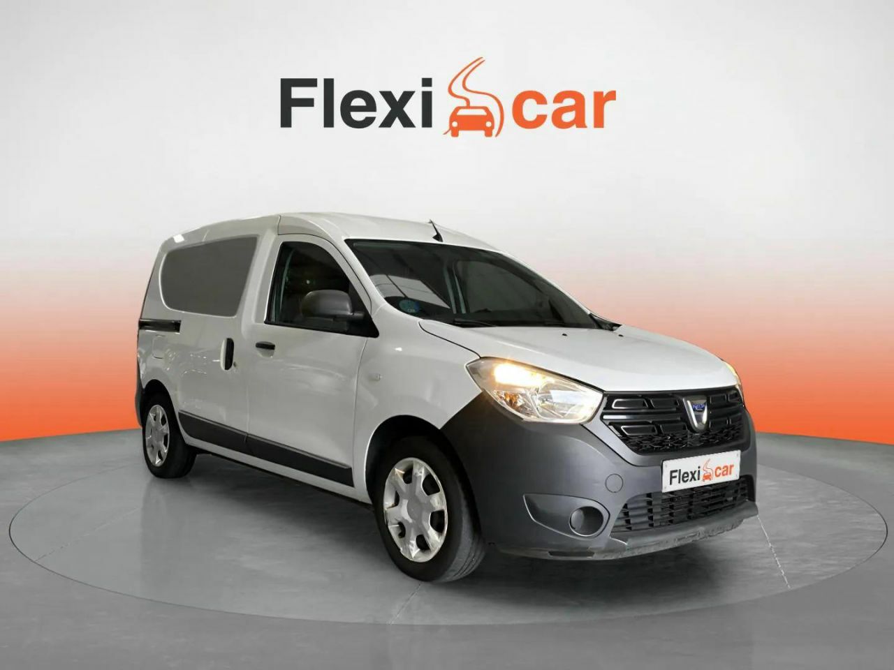 Dacia dokker van  de segunda mano - dacia dokker 2021 /
