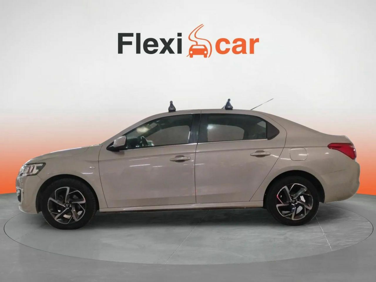 citroën c-elysée 2019 / foto grande (3)