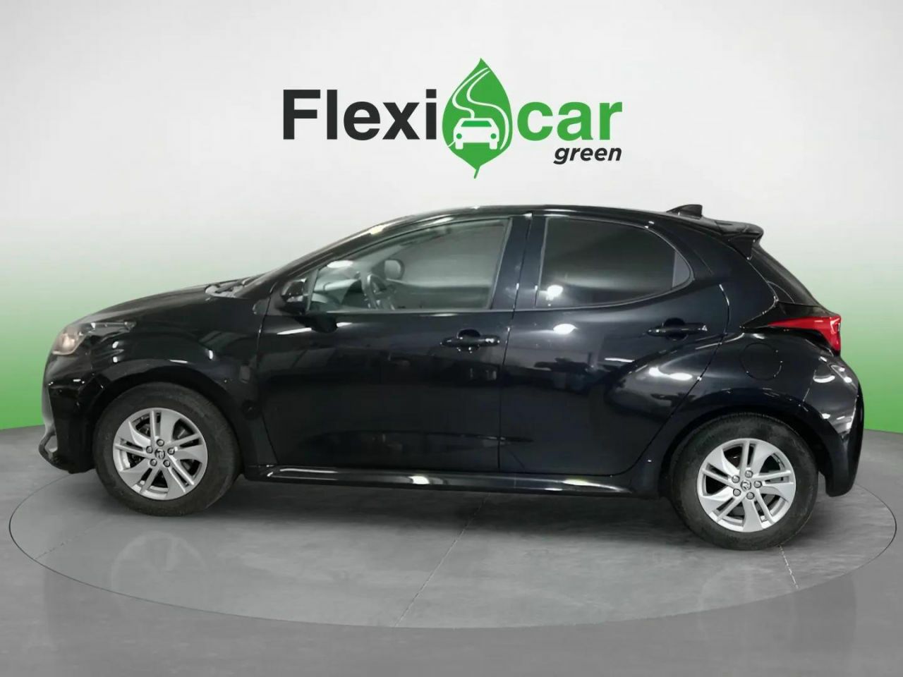 toyota yaris 2022 / foto grande (3)