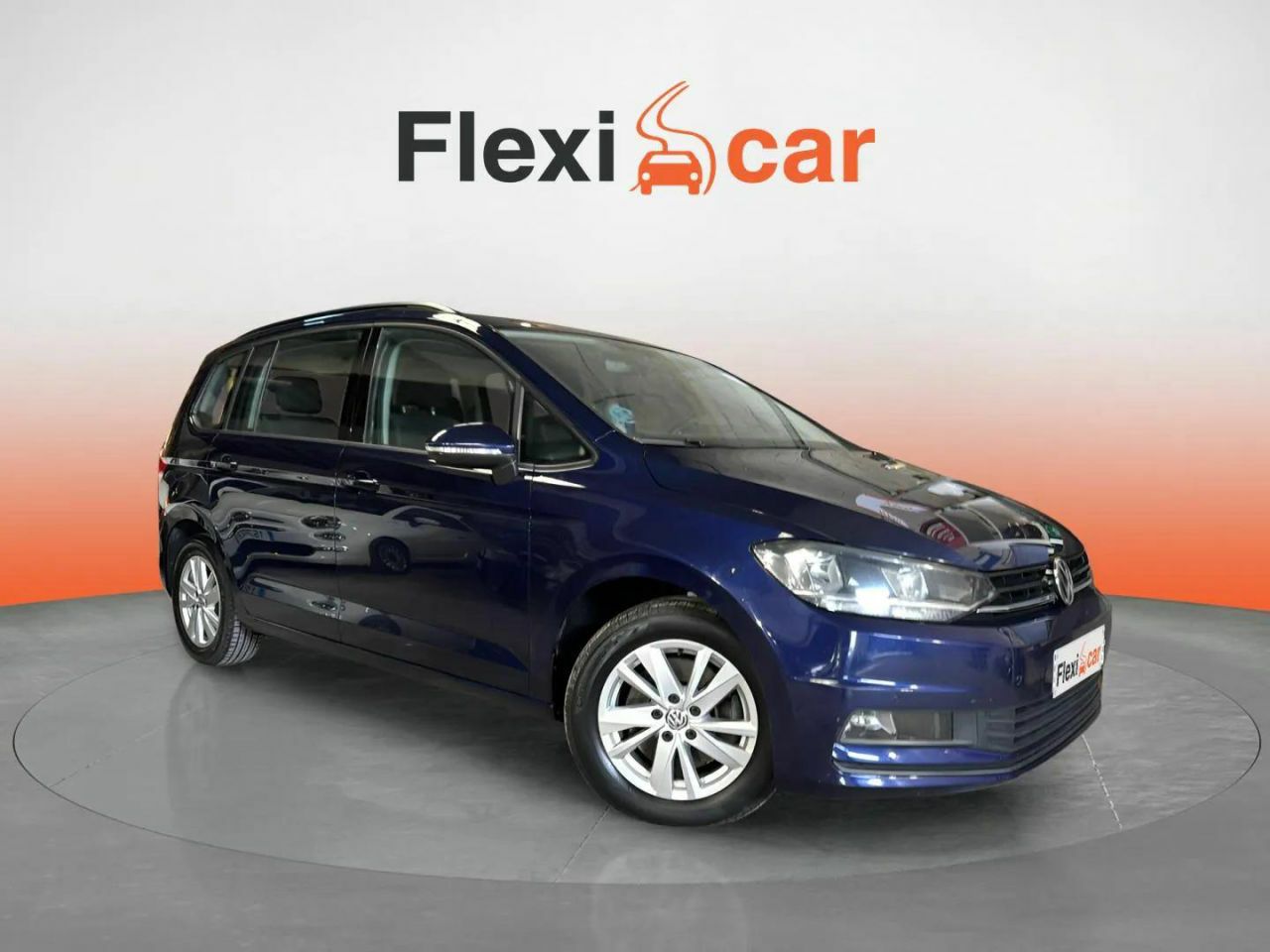 Gran oportunidad espectacular  de segunda mano - volkswagen touran 2021 /