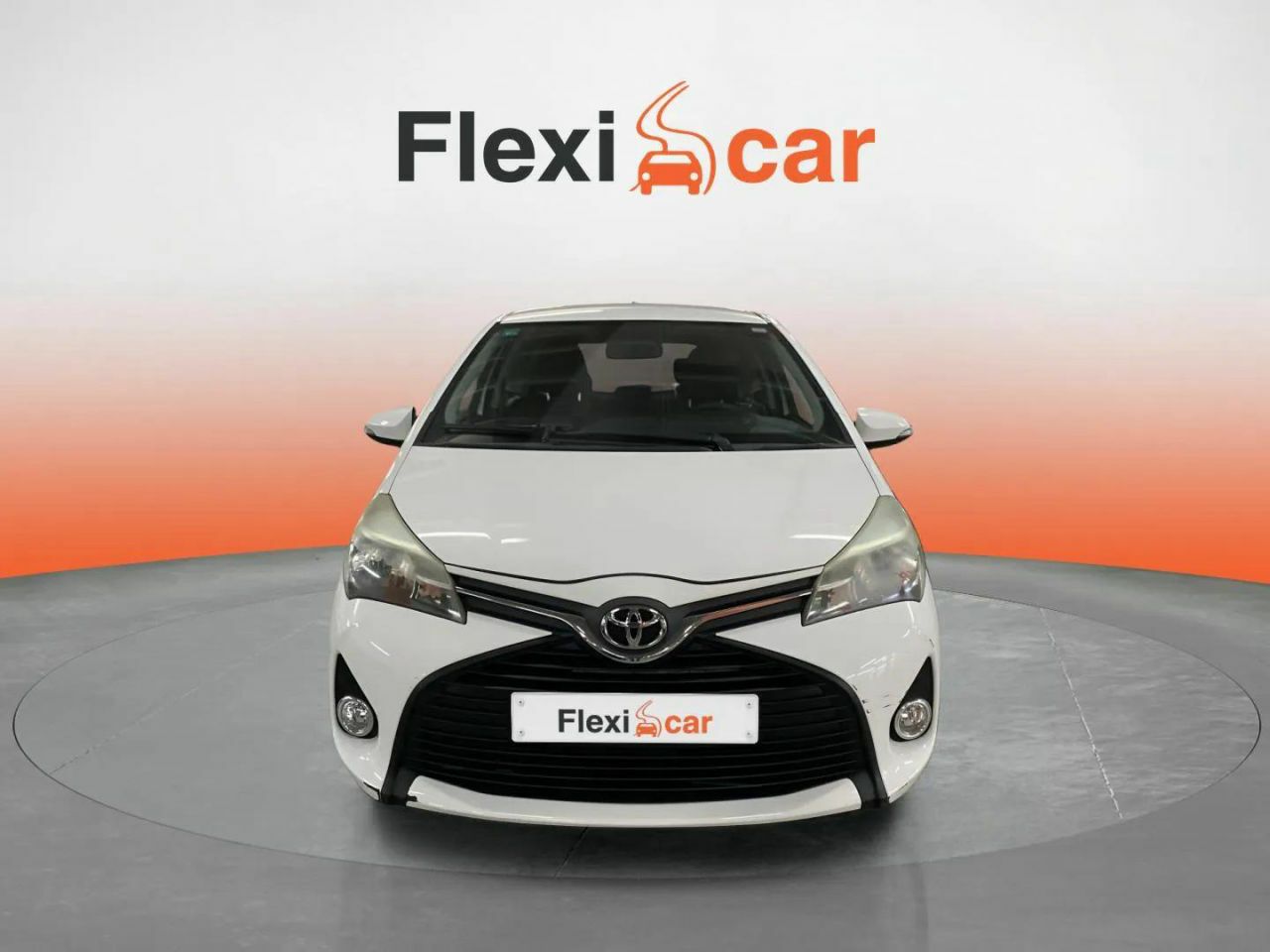toyota yaris 2015 / foto grande (3)