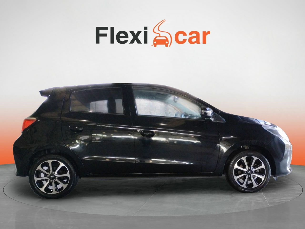 mitsubishi space star 2023 / foto grande (2)