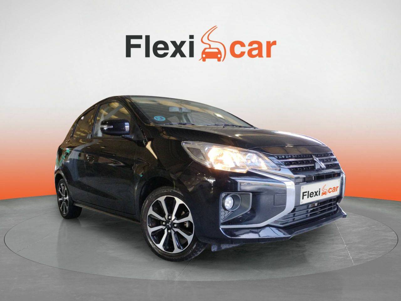 Foto mitsubishi space star 2023 /