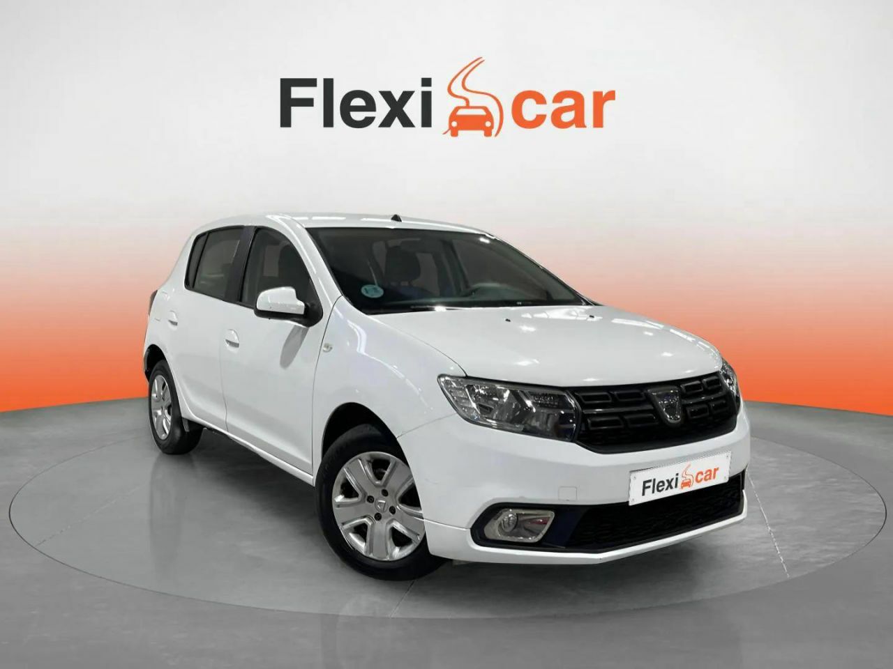 Dacia spring 5 puertas  de segunda mano - dacia sandero 2020 /