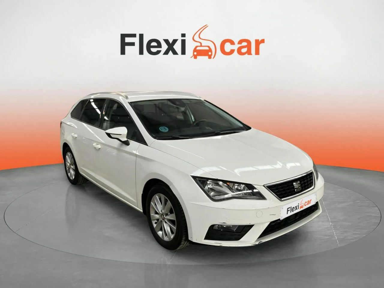 Oportunidad unica comprar  de segunda mano - seat leon 2019 /