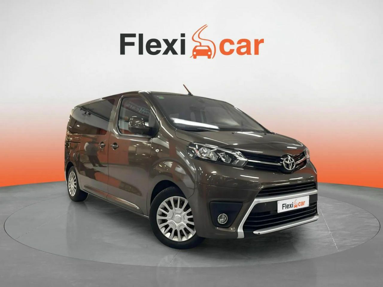 Toyota yaris 2018  de segunda mano - toyota proace 2018 /
