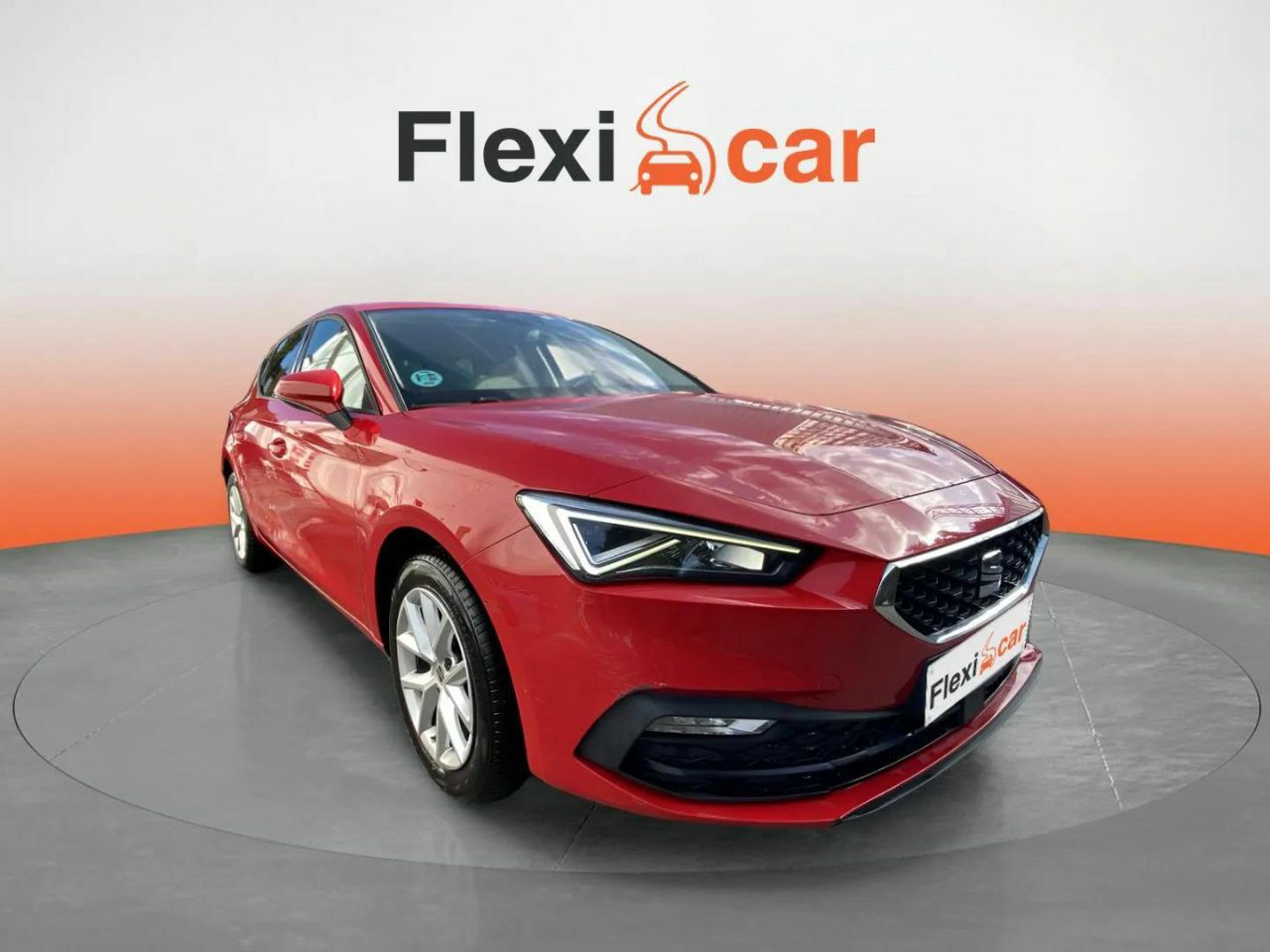 Plaza de garaje en el centro de alcorcon  de segunda mano - seat leon 2021 /