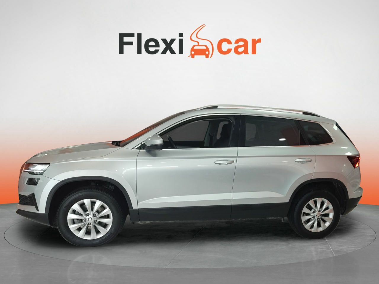 skoda karoq 2023 / foto grande (3)